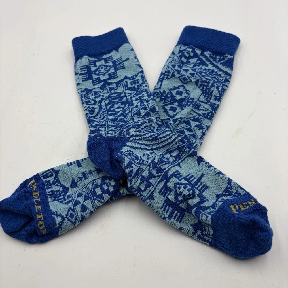 Pendleton Geometric Aztec Dark Blue And Light Blue Comfy Socks